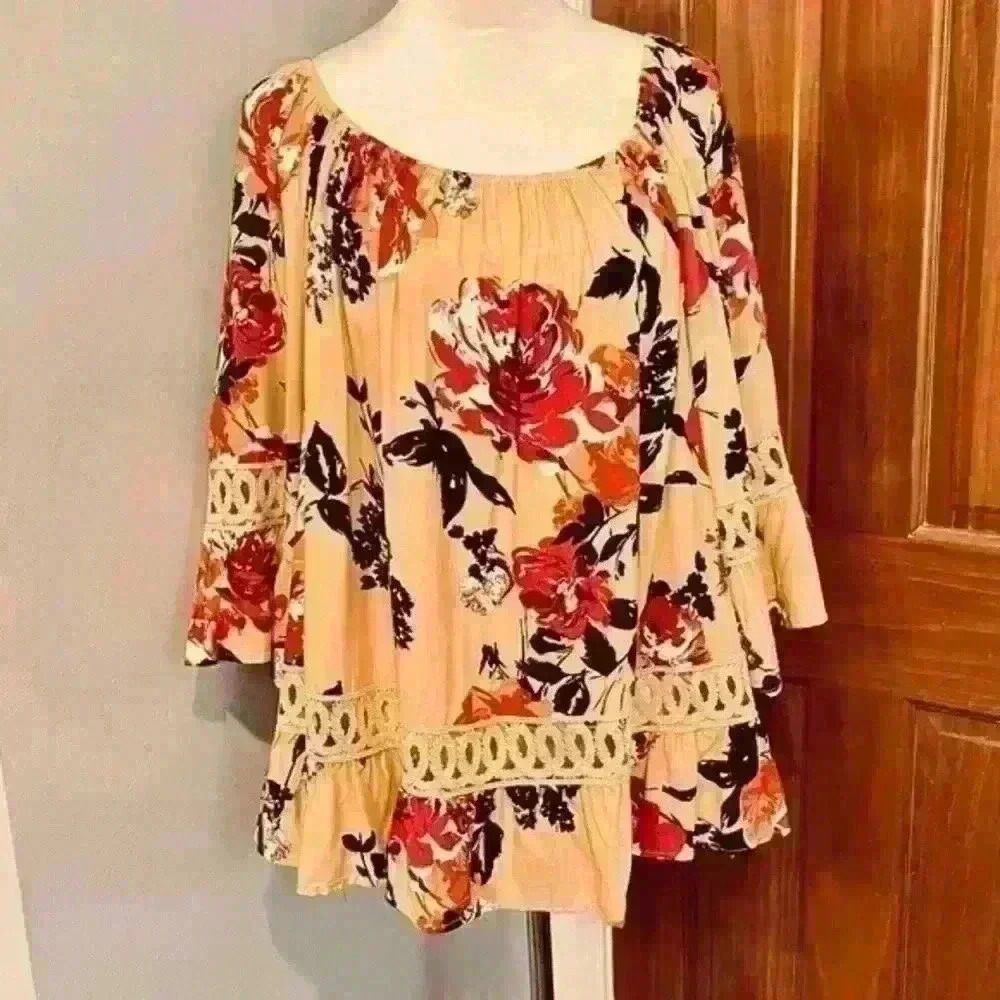 Unique Spectrum Floral Tunic